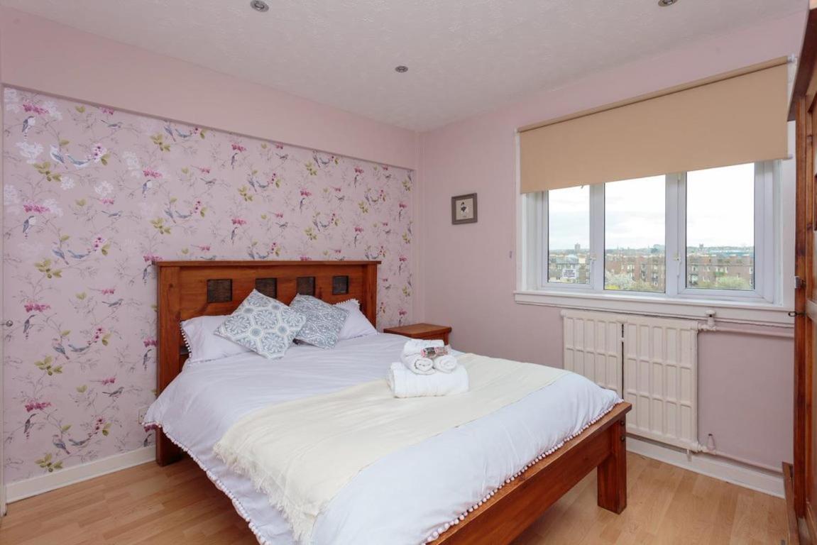 Gorgeous 3-Bed Flat, 15 Minutes To City Centre Edinburgh Buitenkant foto